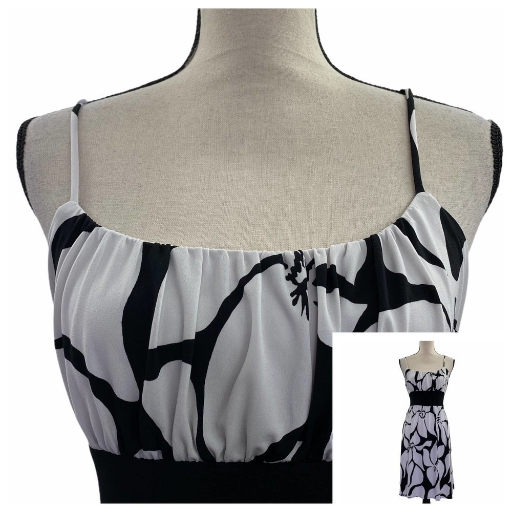 WRAPPER Black White Floral Mini Dress Size Large - Picture 12 of 13